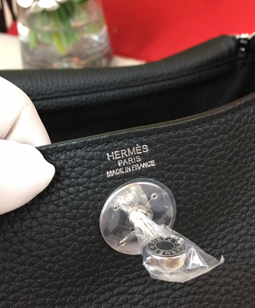 Hermes Linda Bag 26 Togo Leather Black