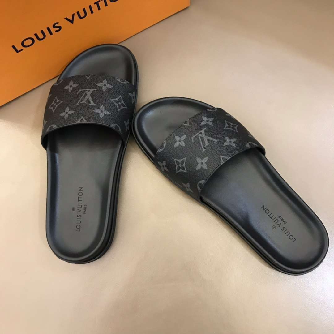 LOUIS VUITTON SLIDES   LVS14