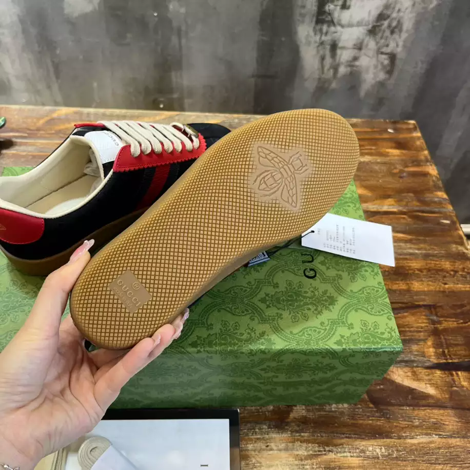 GUCCI G47 WITH WEB SNEAKER   GC187