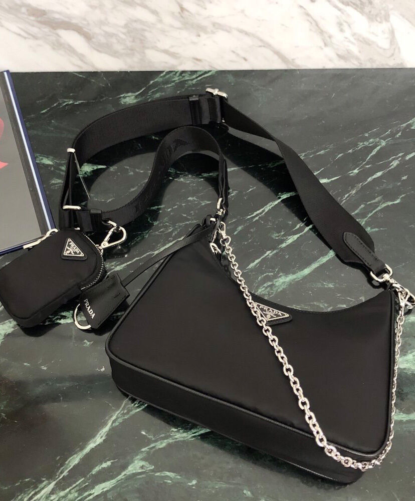 Prada Re-Edition 2005 nylon shoulder bag Black