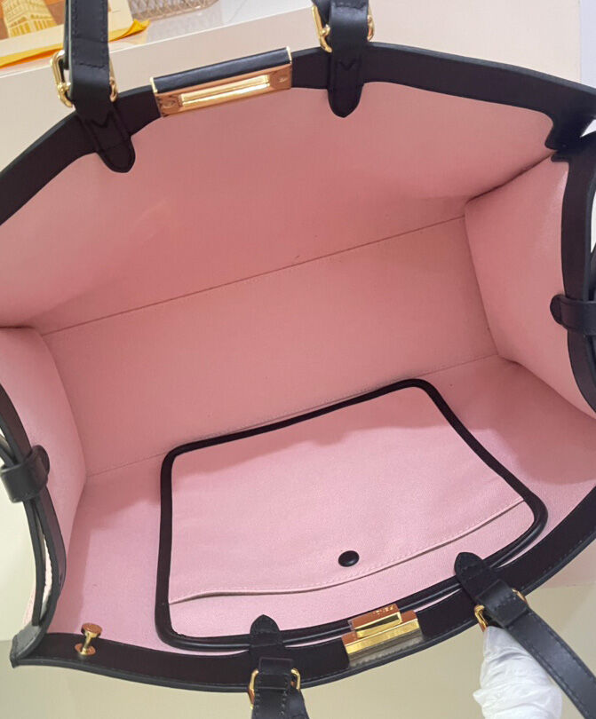 Fendi Peekaboo X-Tote Pink