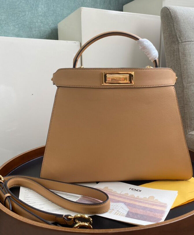 Fendi Peekaboo Iseeu Medium 8BN321 Apricot