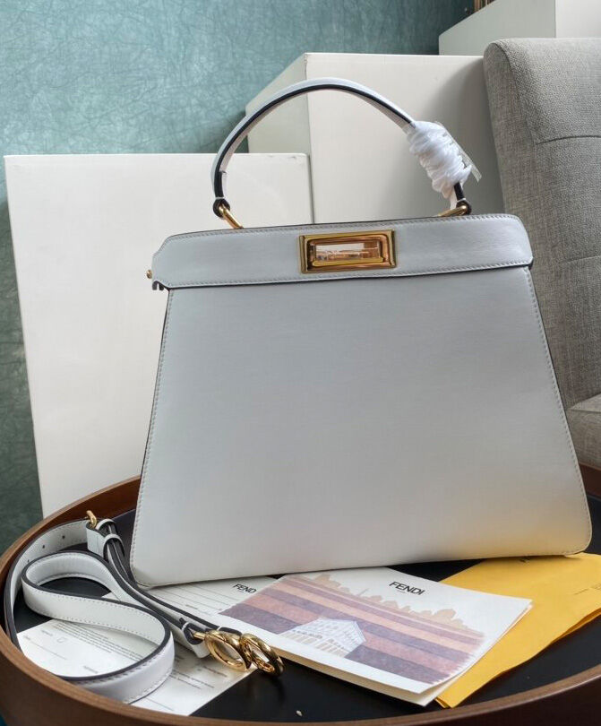 Fendi Peekaboo Iseeu Medium 8BN321 White