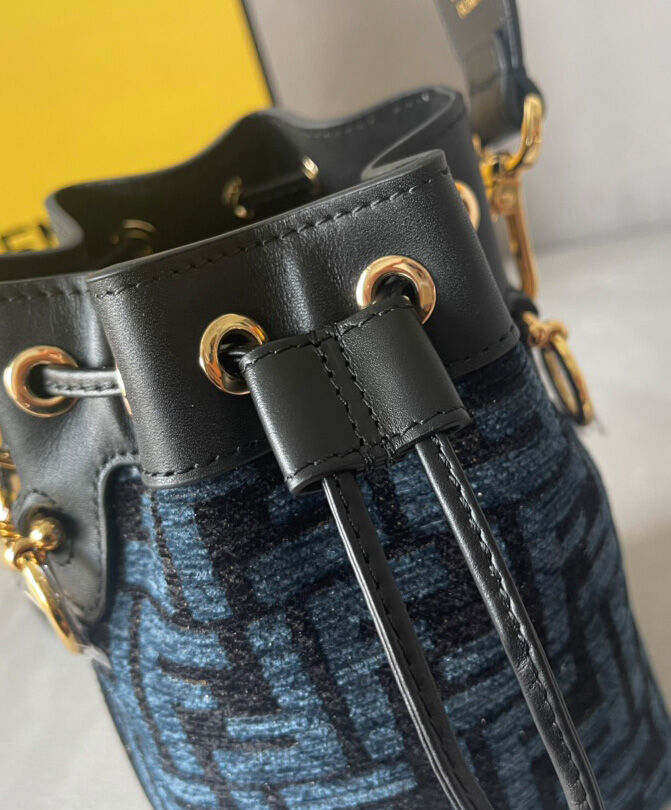 Fendi Mon Tresor 8BS010 Dark Blue