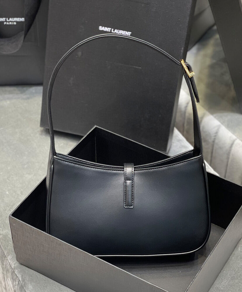 Saint Laurent Le 5 A 7 Hobo Bag In Smooth Leather 6572282 Black