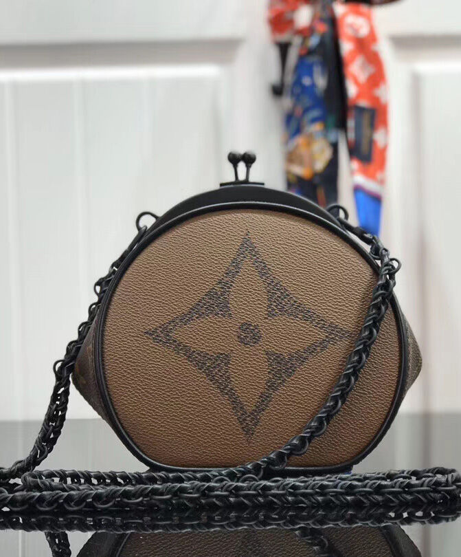 Louis Vuitton Boursicot BC M45280 Apricot