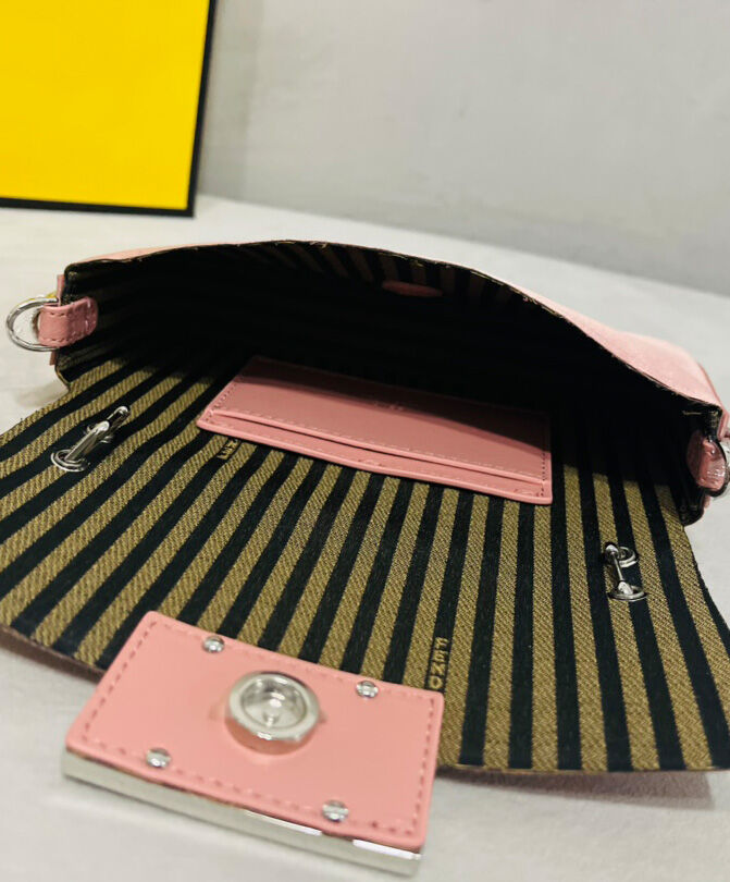 Fendi Baguette Phone Pouch 7AS142 Pink