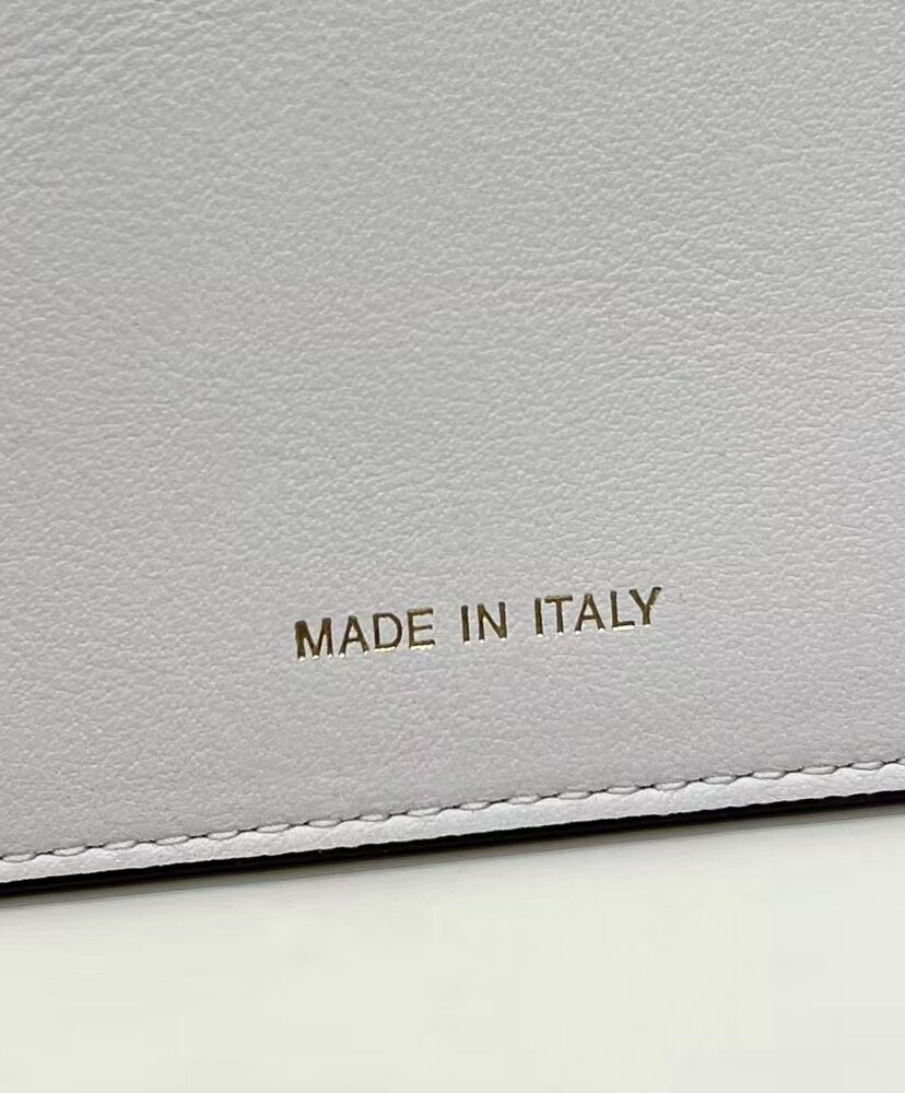 Fendi Peekaboo ISeeU Medium Tote 8BN321 White