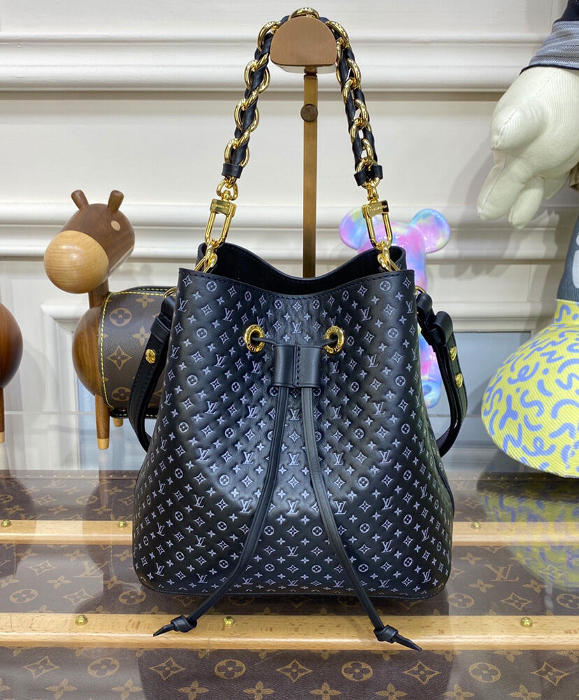 Louis Vuitton Neonoe BB M22598 Black