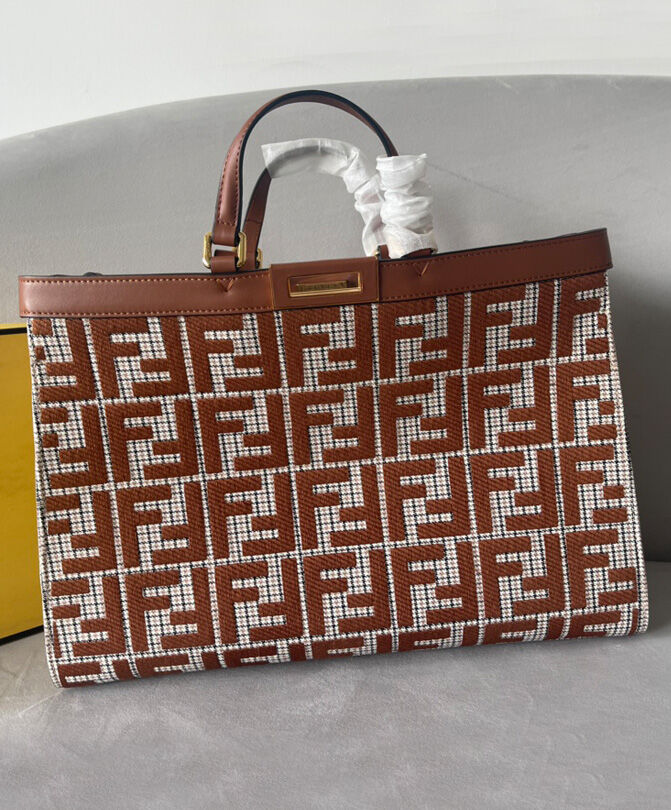 Fendi X-Tote 8BH374 Coffee