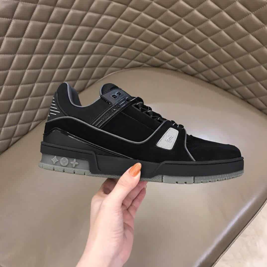 LOUIS VUITTON LV 408 TRAINERS IN SUEDE   GRAY FLANNEL   LV222