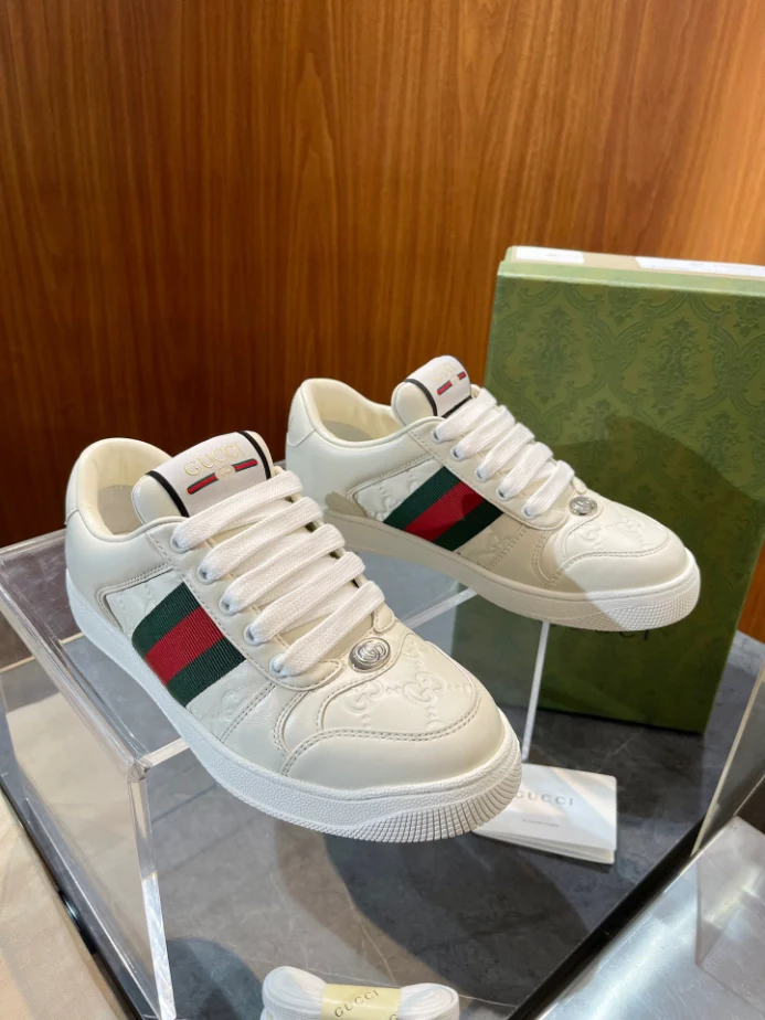 MEN S GUCCI SCREENER SNEAKER   GC255