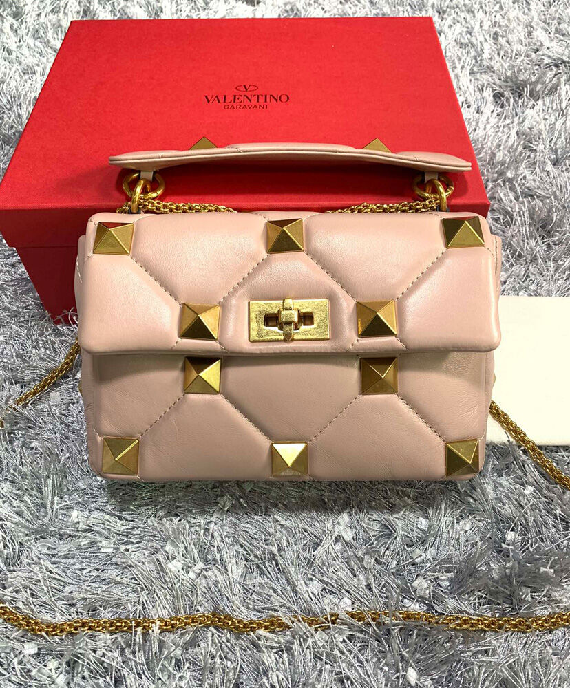 Valentino Garavani Roman Stud Nappa Chain Bag Pink