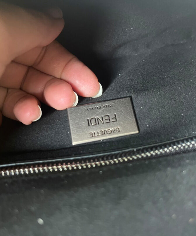 Fendi Baguette Chain Midi 8BR793 Dark Blue