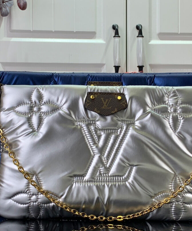 Louis Vuitton Maxi Multi Pochette Accessoires M21056 M21057 Dark Blue