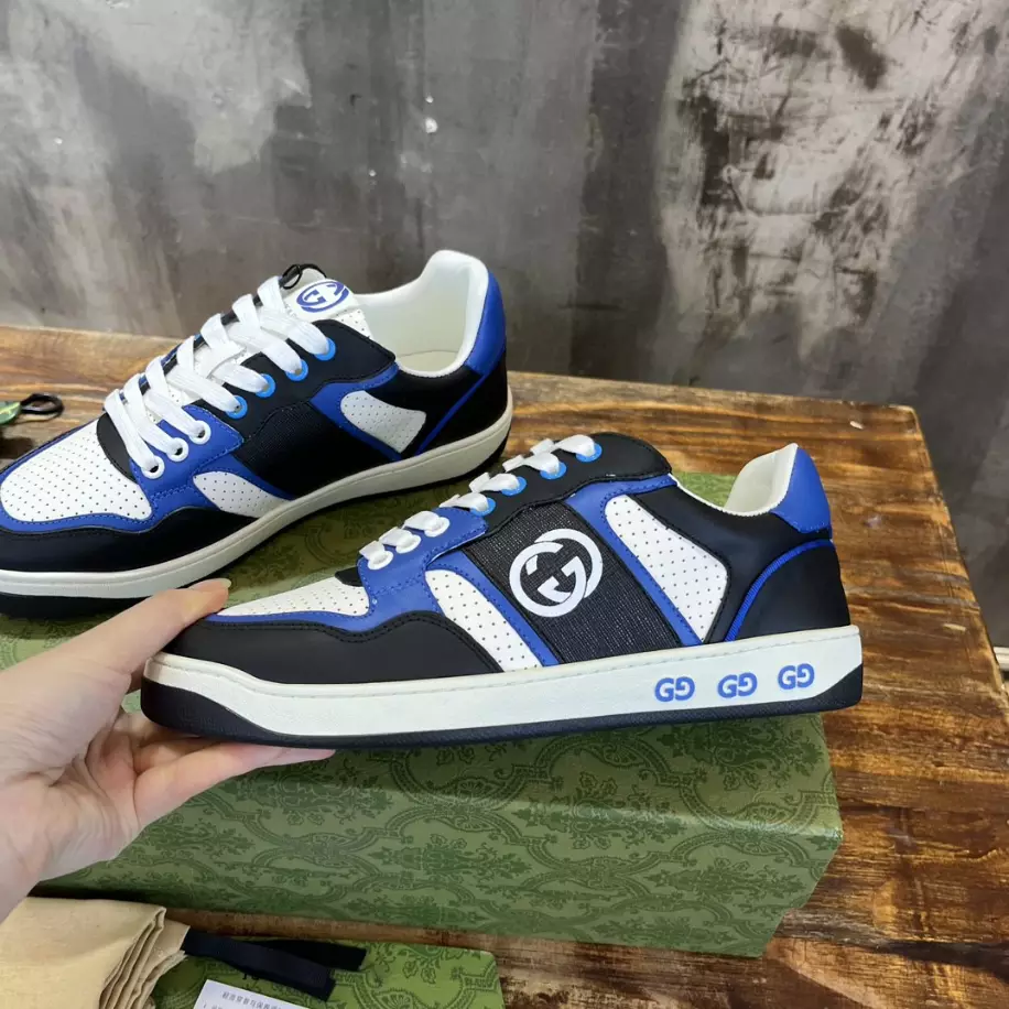 GUCCI LOW TOP SNEAKER   GC204