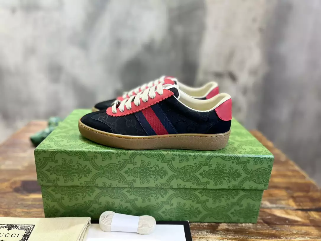 GUCCI G47 WITH WEB SNEAKER   GC187