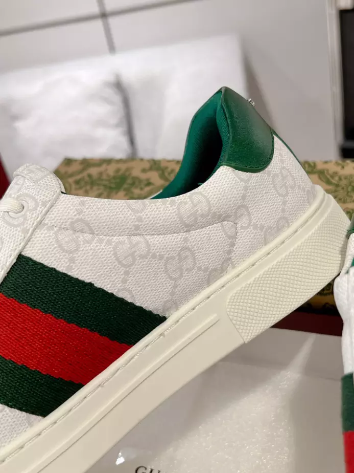 WOMEN S GUCCI ACE SNEAKER WITH WEB   GC249