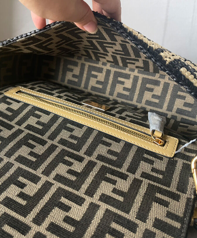 Fendi Baguette 8BR600 Black
