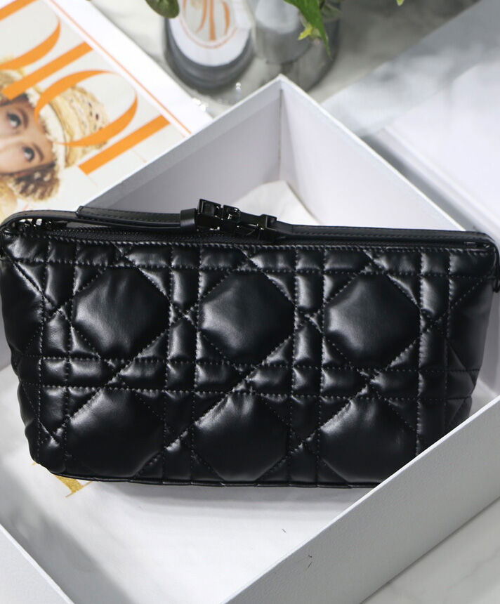 Christian Dior Medium DiorTravel Nomad Pouch Black