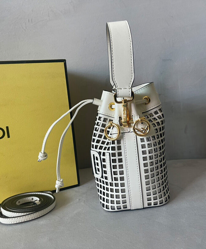 Fendi Mon Tresor 8BS010 Cream