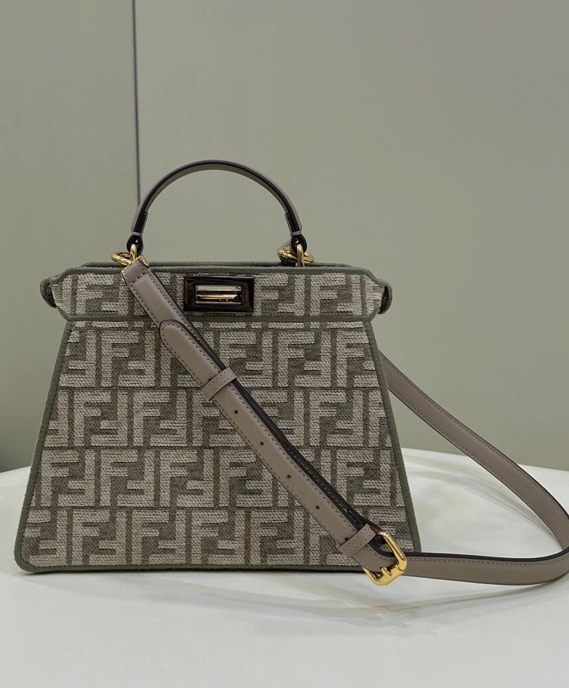 Fendi Peekaboo ISeeU Small 8BN327 Gray