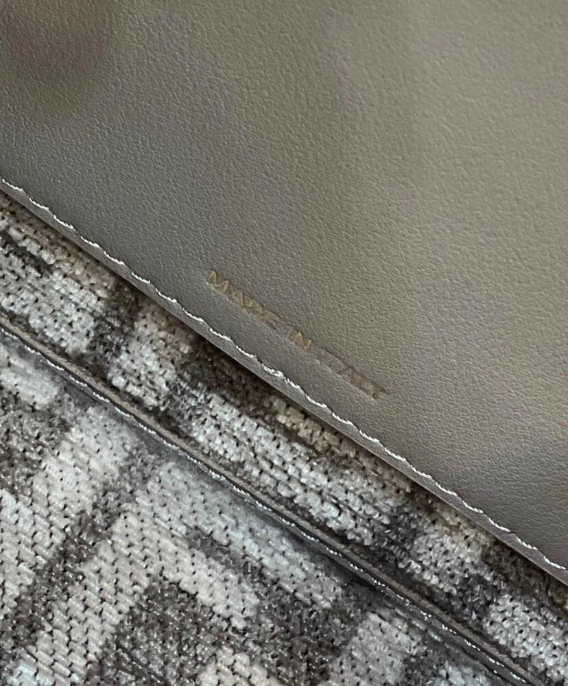 Fendi Peekaboo ISeeU Small 8BN327 Gray