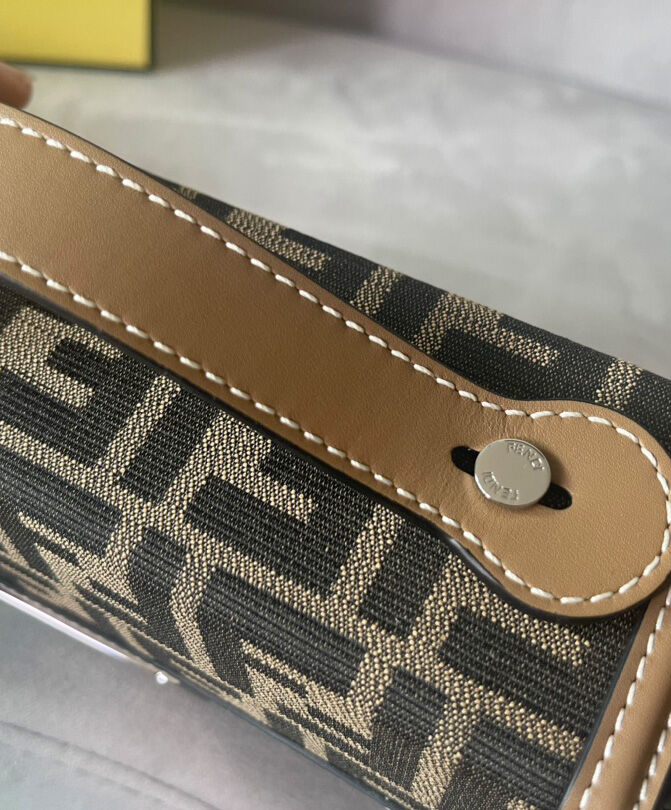 Fendi Baguette Soft Trunk 7VA565 Coffee