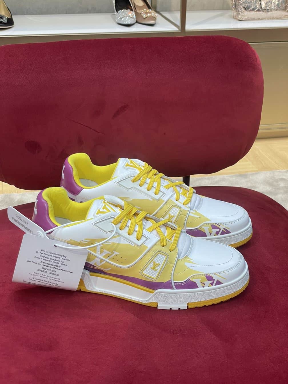 LOUIS VUITTON TRAINER SNEAKER   LSVT314