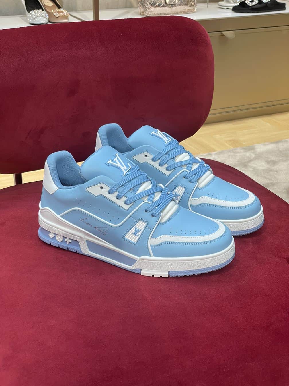 LOUIS VUITTON TRAINER SNEAKER   LSVT312