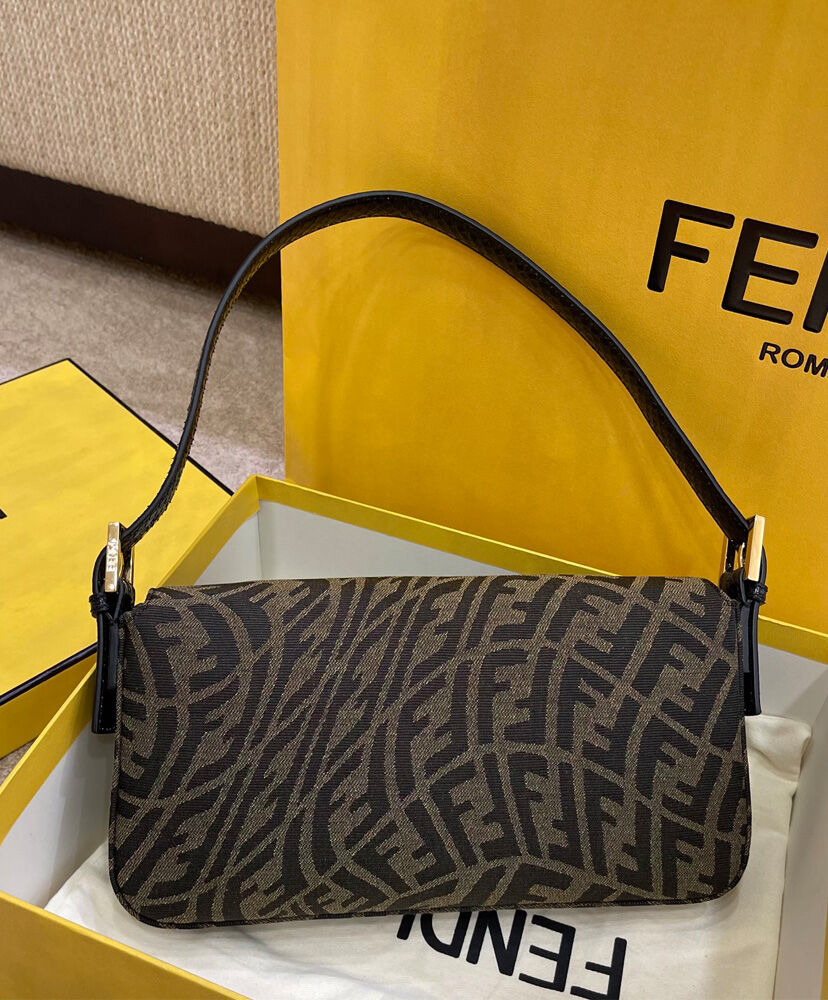 Fendi Baguette 1997 8BR792 Coffee