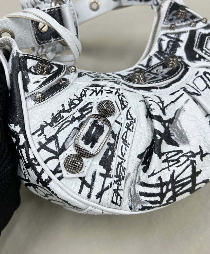 Balenciaga Le Cagole XS Shoulder Bag Cream