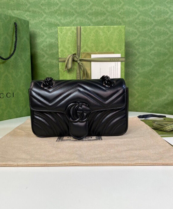 Gucci GG Marmont Quilted Mini Bag Black
