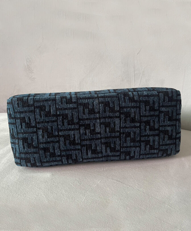 Fendi O Lock Zip 8BR805 Blue