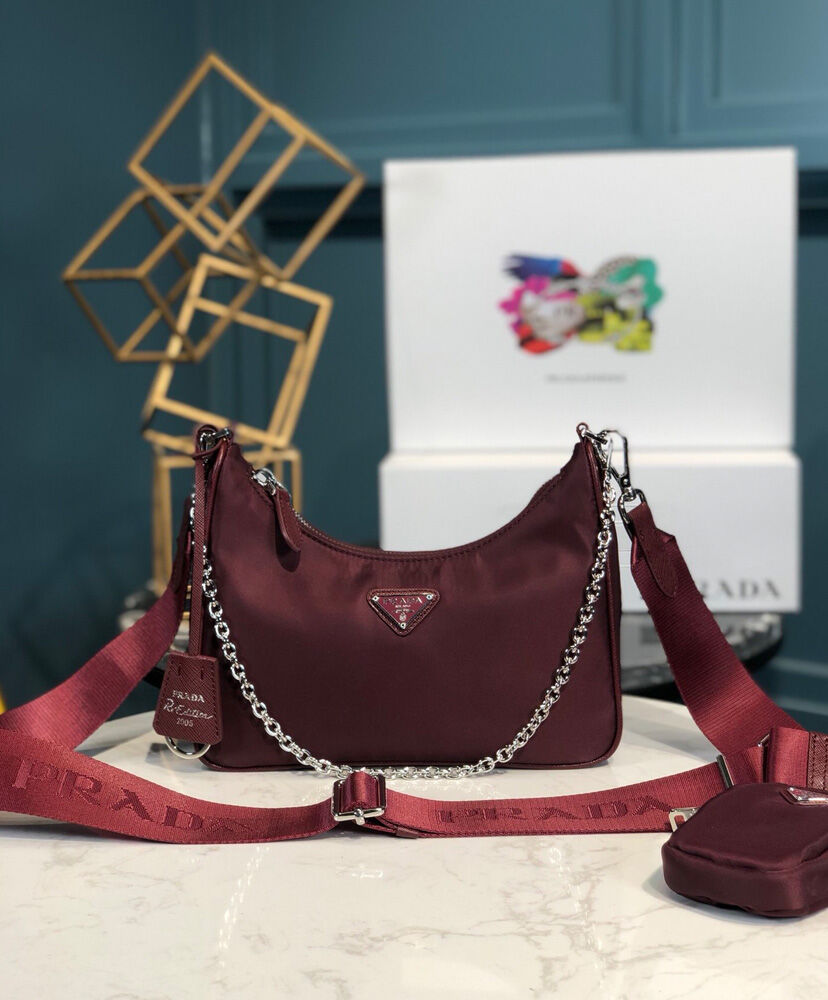 Prada Re-Edition 2005 nylon shoulder bag Mauve