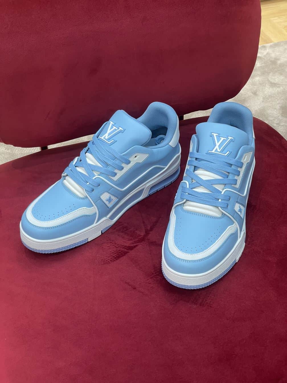 LOUIS VUITTON TRAINER SNEAKER   LSVT312