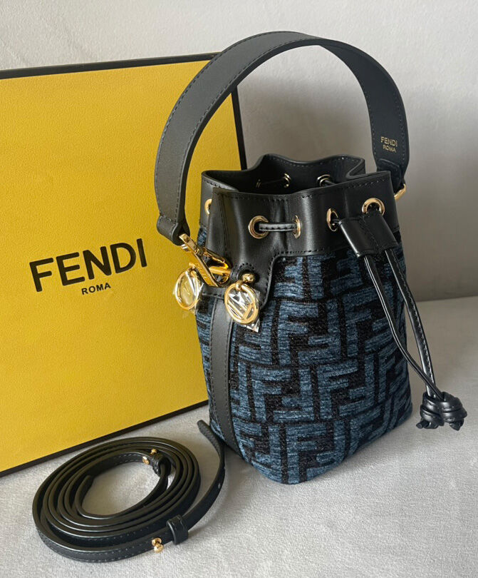 Fendi Mon Tresor 8BS010 Dark Blue