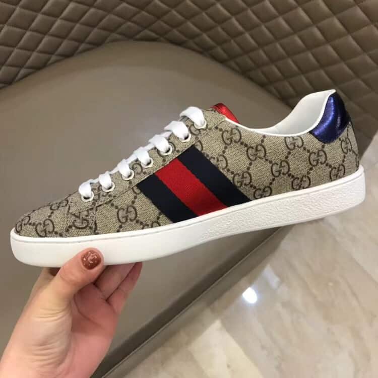 GUCCI ACE GG SUPREME SNEAKER   GC18