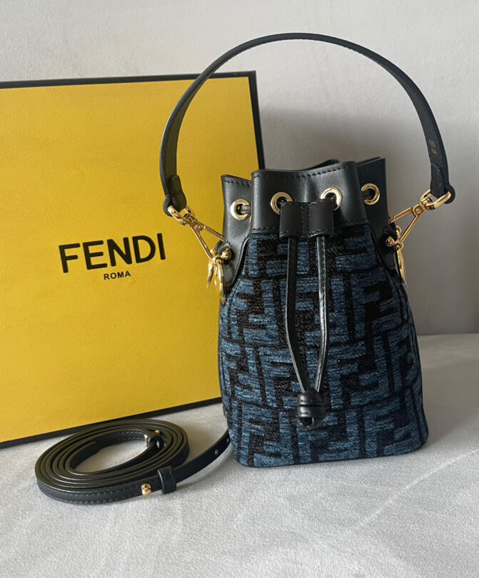 Fendi Mon Tresor 8BS010 Dark Blue