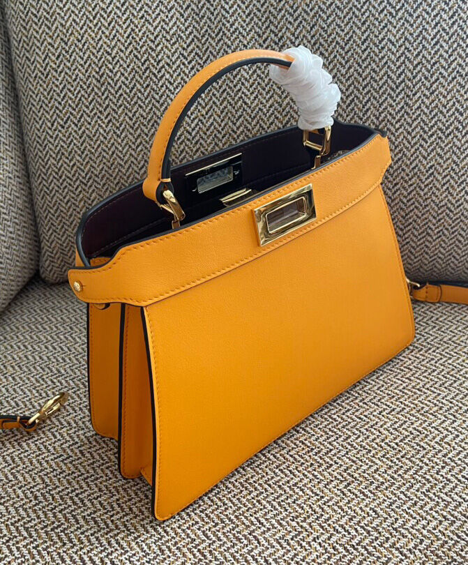Fendi Peekaboo Iseeu Small 8BN327 Orange