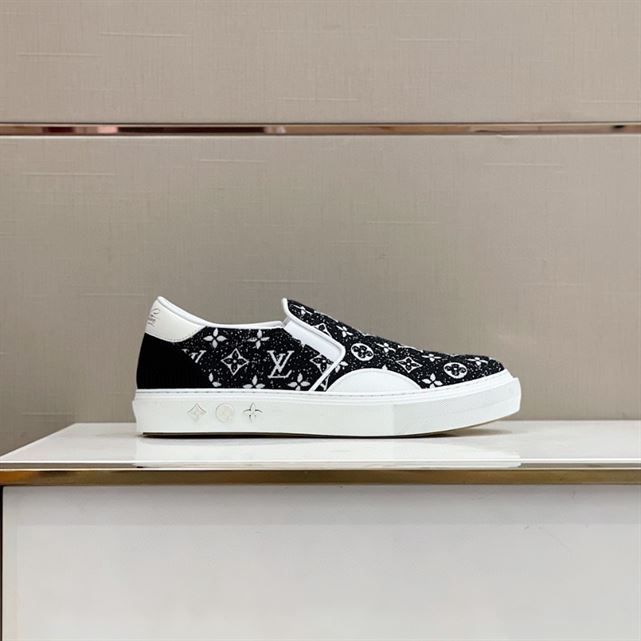 LOUIS VUITTON TRAINER SNEAKER   LSVT291