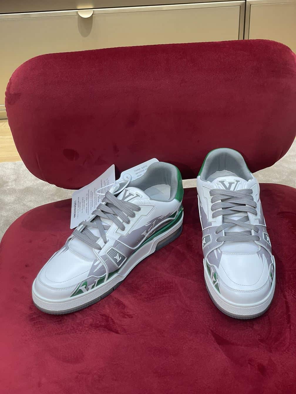 LOUIS VUITTON TRAINER SNEAKER   LSVT313