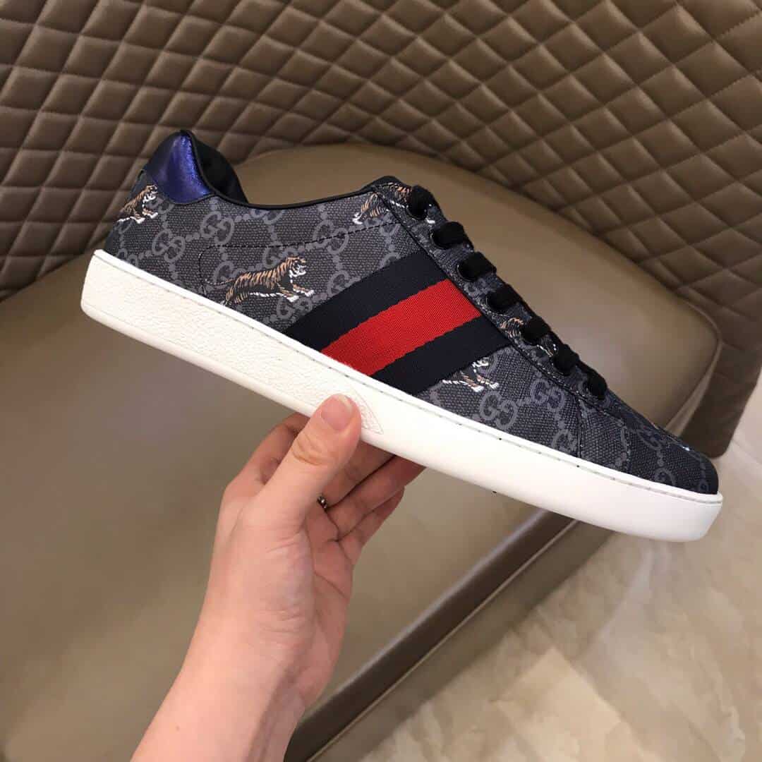 GUCCI MEN S ACE GG SUPREME TIGERS SNEAKER   GC9
