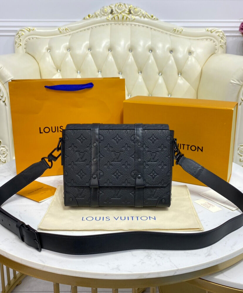 Louis Vuitton Trunk Messenger M57726 Black