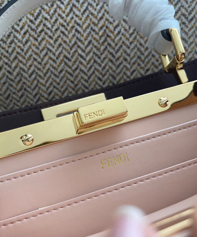 Fendi Peekaboo Iseeu Small 8BN327 White