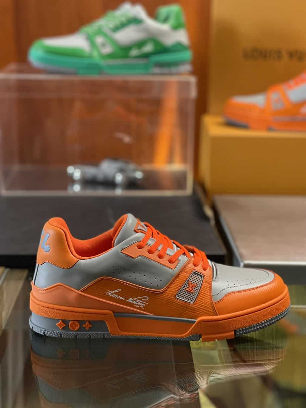 LOUIS VUITTON TRAINER SNEAKER   LSVT289