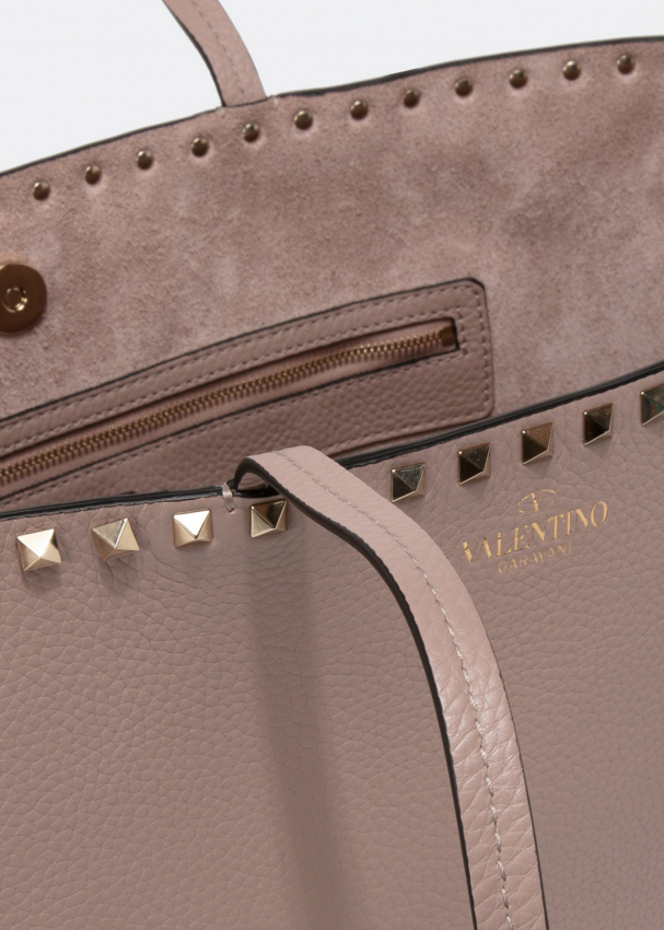 Valentino Garavani Rockstud Large Leather tote Pink
