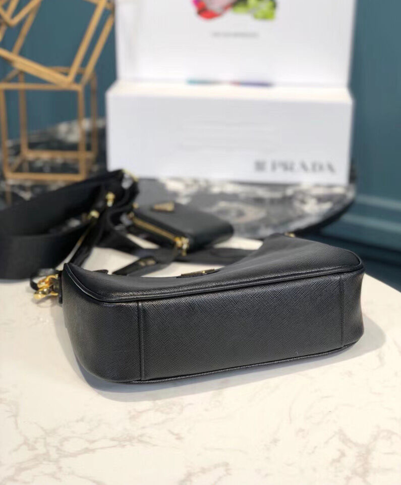 Prada Re-Edition 2005 Saffiano leather bag 1BH204 Black