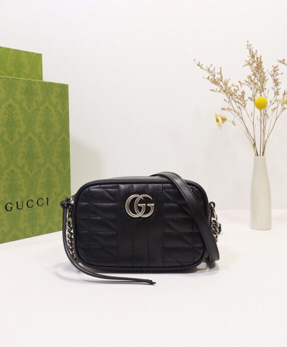 Gucci GG Marmont Mini Shoulder Bag 634936 Black