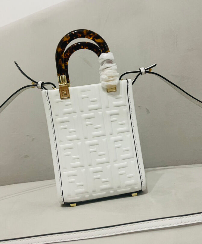 Fendi Mini Sunshine Shopper 8BS051 White